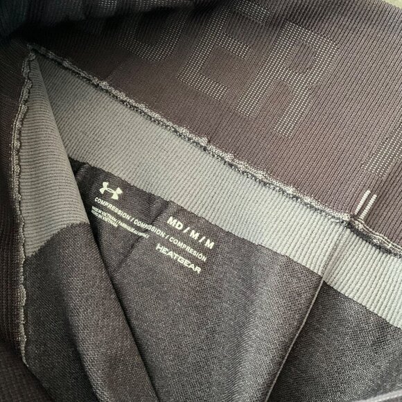 Under Armour athletic Compression Leggings Medium Size Gray & purple crop NEW - Picture 5 of 11